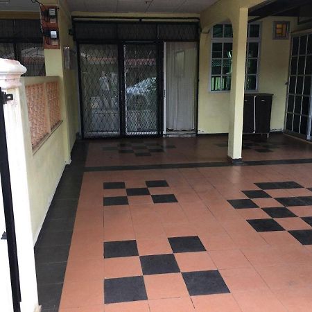 Pandan Home Stay Алор Сетар Екстериор снимка